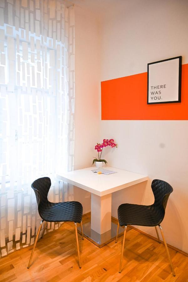 Backpacker Apartment Hofburg فيينا المظهر الخارجي الصورة